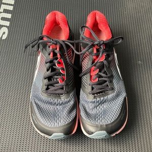 Womens Altra Provison 4